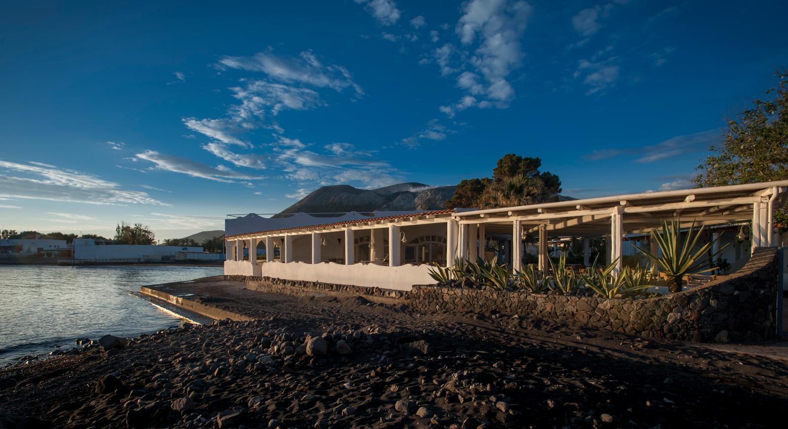 Mari Del Sud Resort ヴルカーノ エクステリア 写真