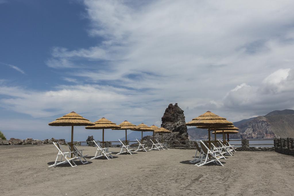 Mari Del Sud Resort ヴルカーノ エクステリア 写真