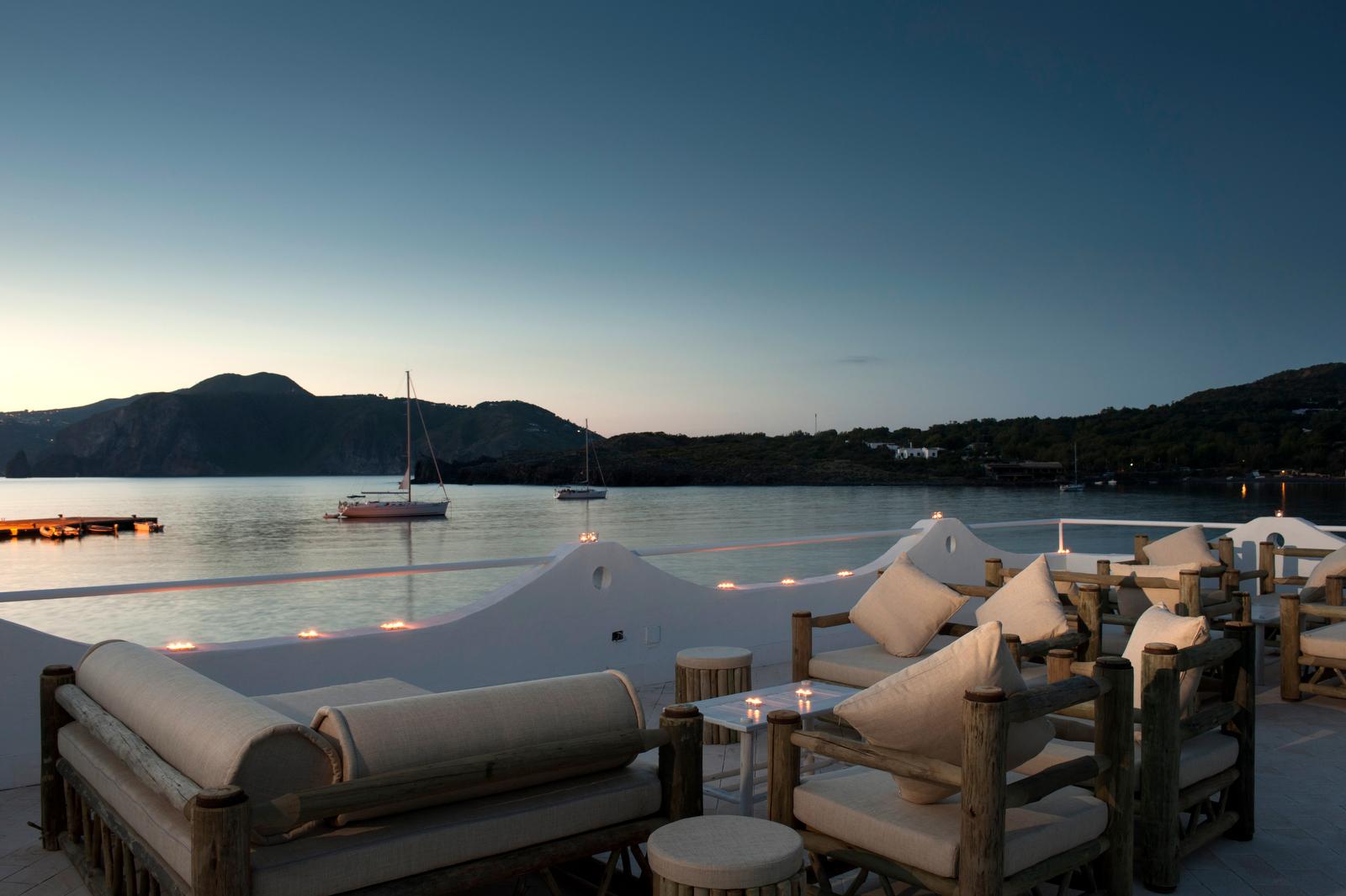 Mari Del Sud Resort ヴルカーノ エクステリア 写真