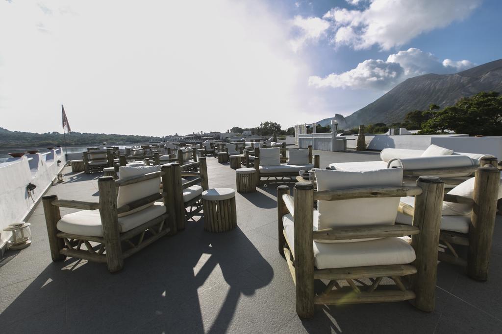 Mari Del Sud Resort ヴルカーノ エクステリア 写真