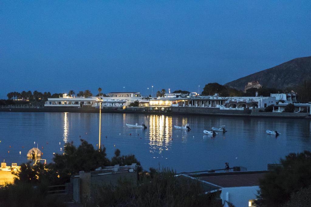 Mari Del Sud Resort ヴルカーノ エクステリア 写真