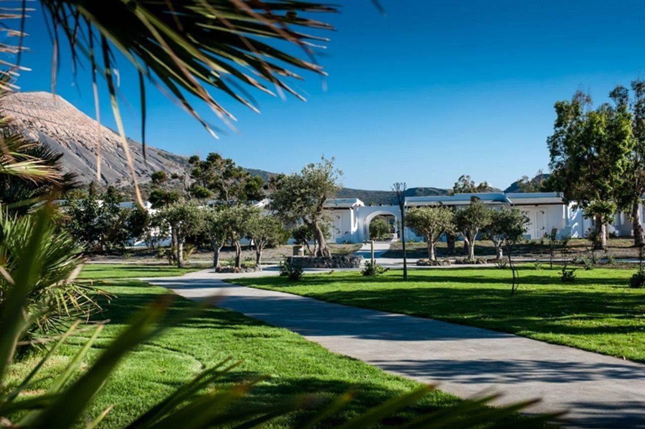 Mari Del Sud Resort ヴルカーノ エクステリア 写真