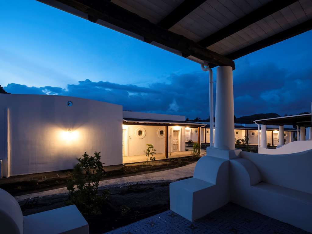 Mari Del Sud Resort ヴルカーノ エクステリア 写真
