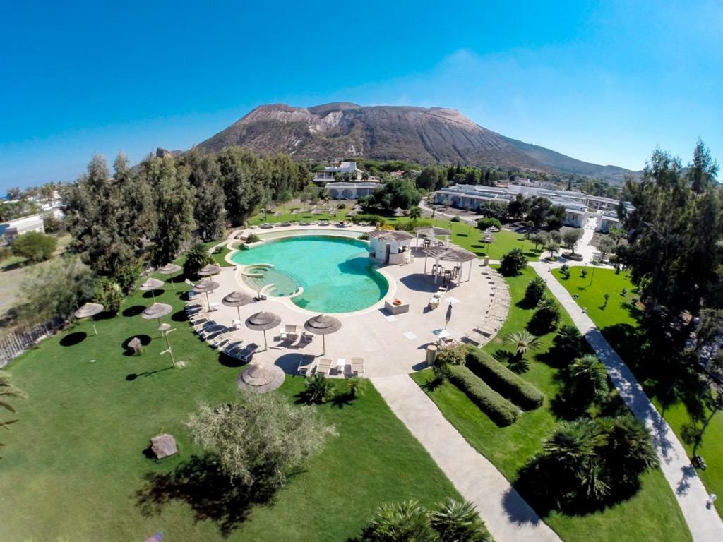 Mari Del Sud Resort ヴルカーノ エクステリア 写真